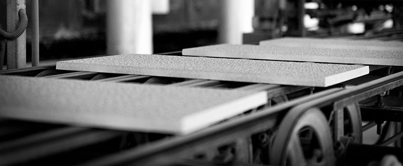 Outdoor porcelain tile production workshop
