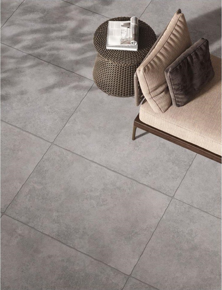 Trace Light stone-look porcelain paver application scene