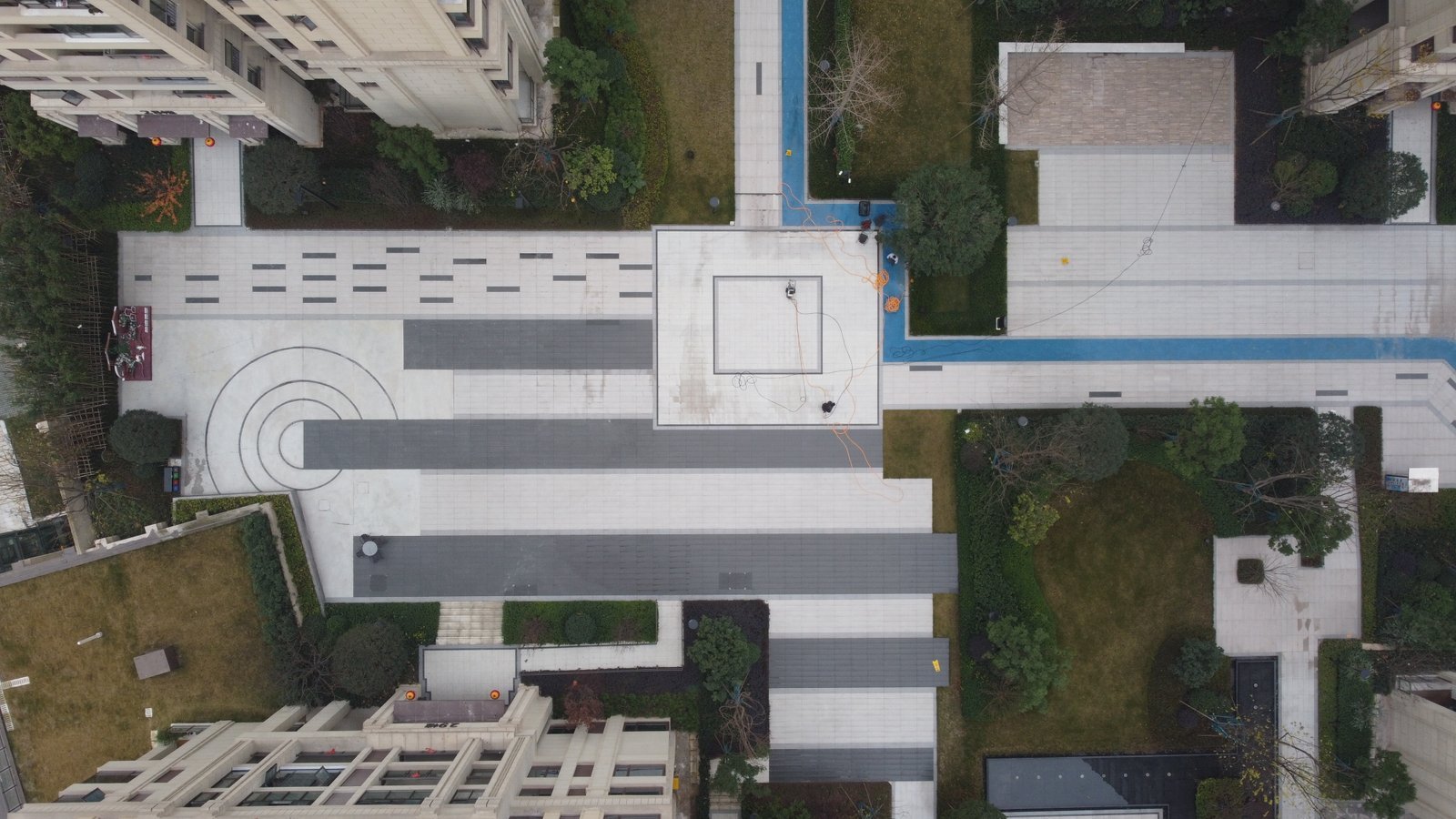 Park walkway and municipal outdoor porcelain tile paving
